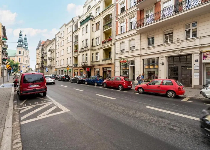 Bright & Comfortable Garbary 35 Old Town By Renters Apartment Posen