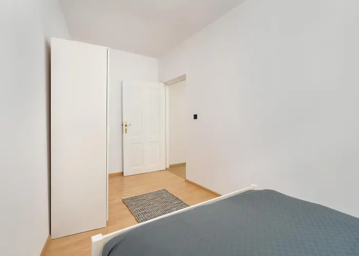 Bright & Comfortable Garbary 35 Old Town By Renters شقة *